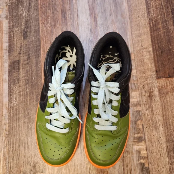Nike Dunk Low 'Green Mandarin' Shoes - Picture 4 of 7